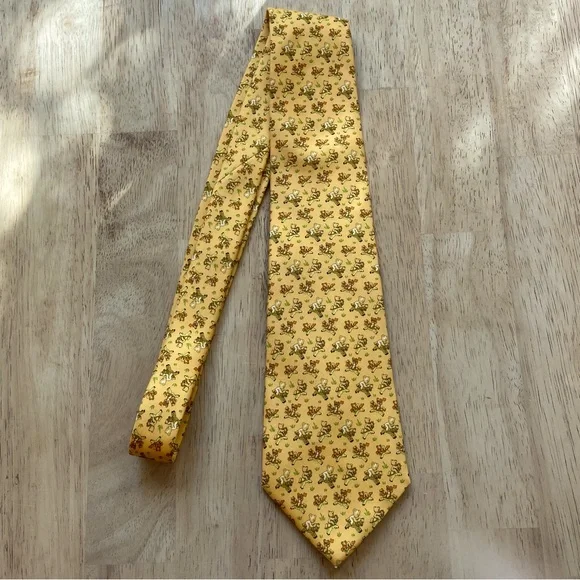 Salvatore Ferragamo Yellow Gold Teddy Bear riding Pony Silk Tie! Like new - Picture 2 of 6